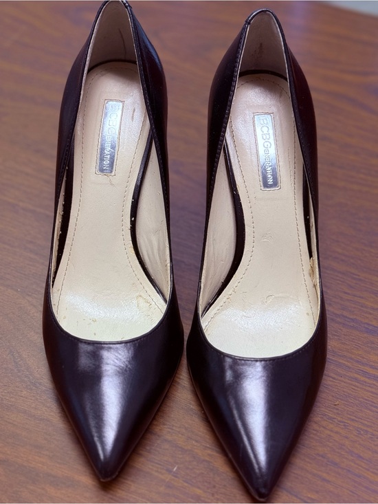 BCBGeneration Shoes - BCBGeneration Women's Black Leather Pumps - size 9